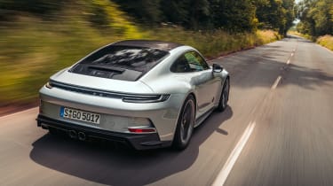 Porsche 911 GT3 Touring 992 review